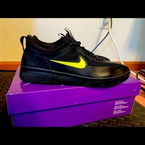 Nike SB NY JAH FREE 2 BLACK CYBER size 9.5